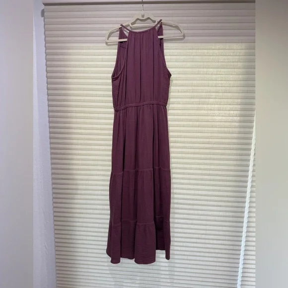 Self Contrast Sleeveless Dress - Picture 6 of 7